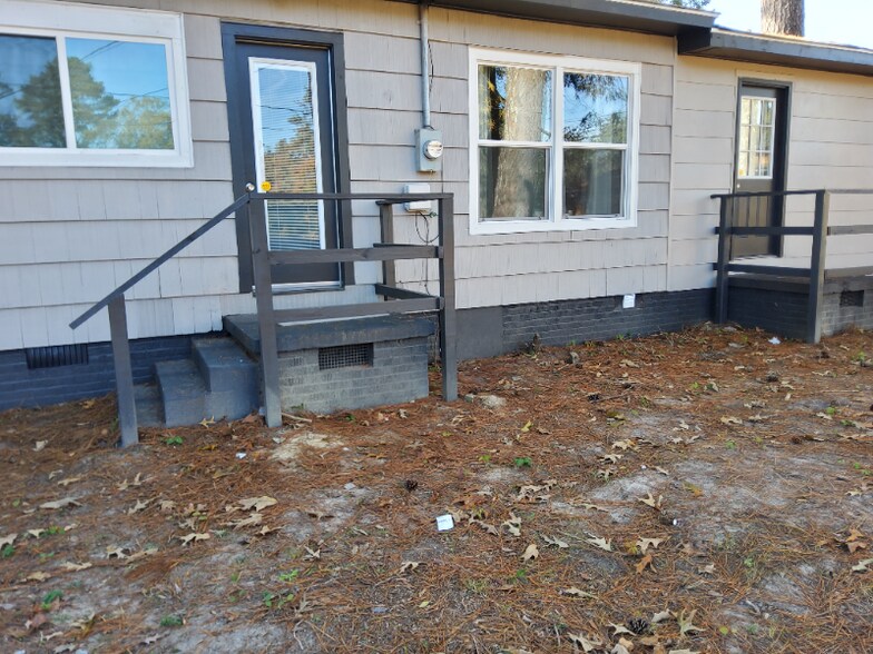 Building Photo - 308 Taylor St