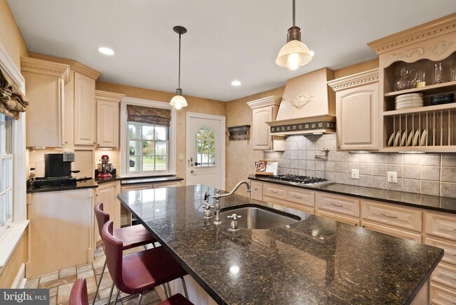Building Photo - 3501 Tavenner Ct