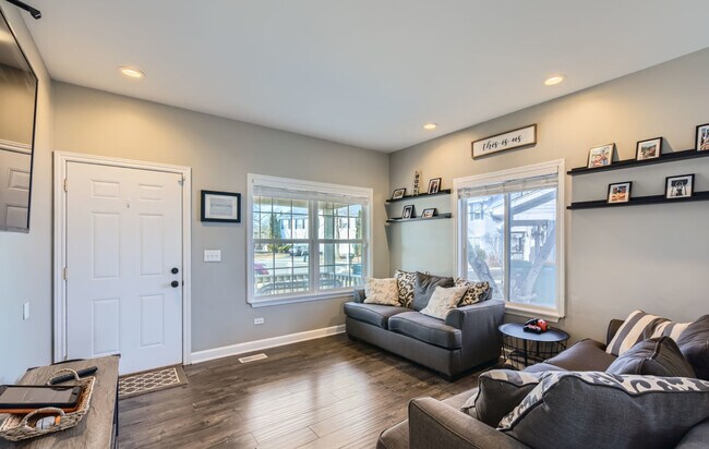Building Photo - 2606 Stowe Ct