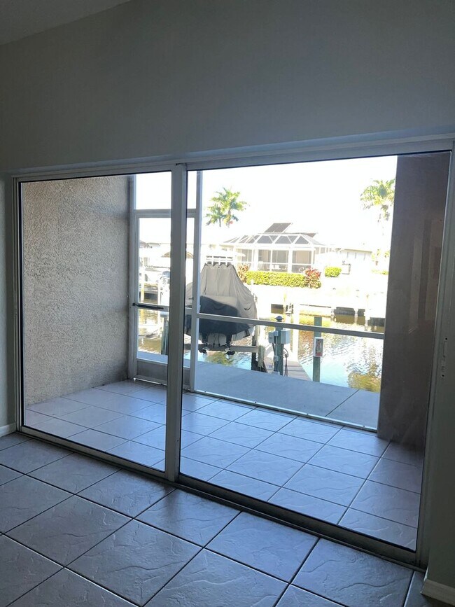 Building Photo - Villa Congress