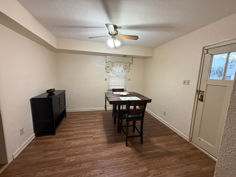 Dining room - 343 17th St