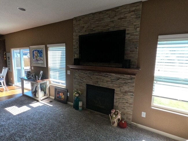 Building Photo - Home For Rent La Vista