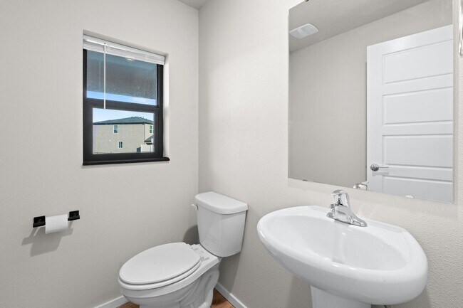 Building Photo - 2 year old 4 Bed 3 bath Liberty Lake Home offering 2330 sq/ft of living space