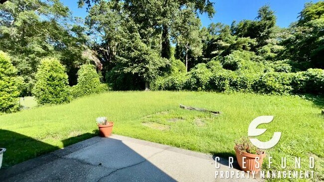Building Photo - Charming 3 Bedroom, 2 Bath AVAILABLE NOW!