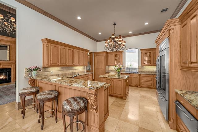 Building Photo - 6049 Arrowhead Dr