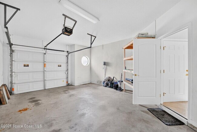 Building Photo - 506 Tyler Ave
