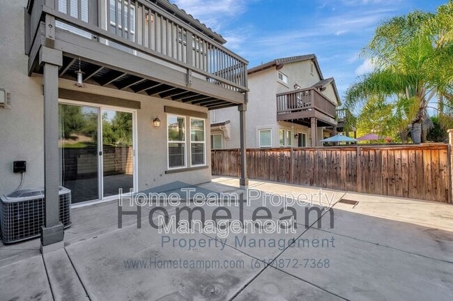 Building Photo - 263 Aventura Dr