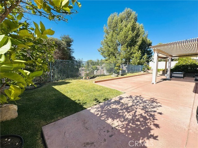 Building Photo - 18851 Amberly Pl