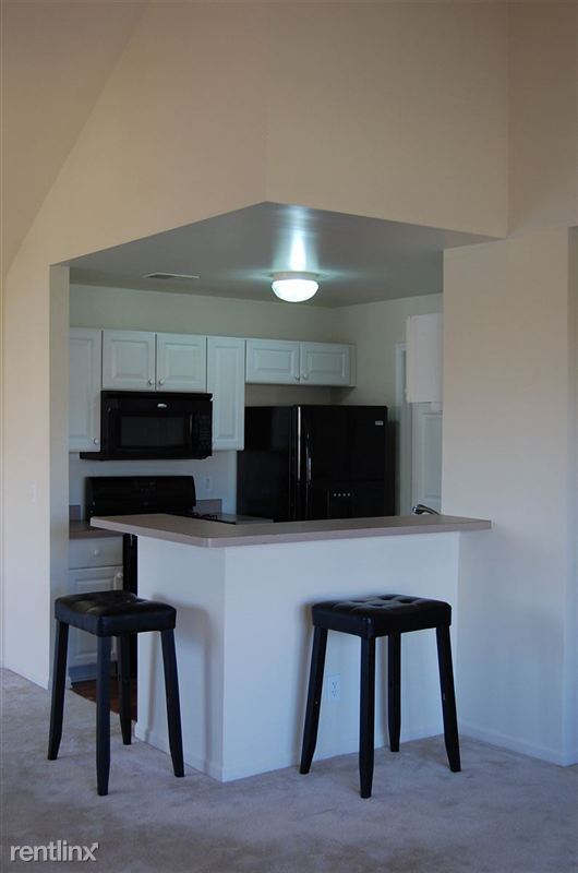 Building Photo - 1328 Addington Ln