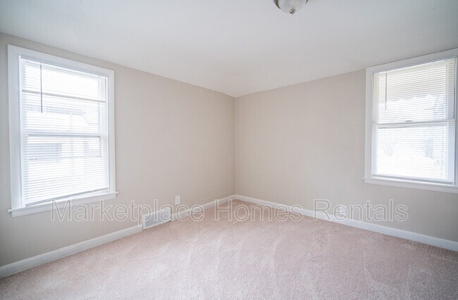 Building Photo - 4302 N 63rd St
