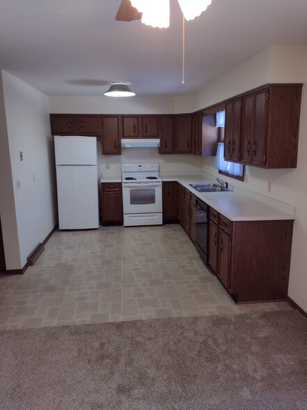Building Photo - 3212 McElroy St