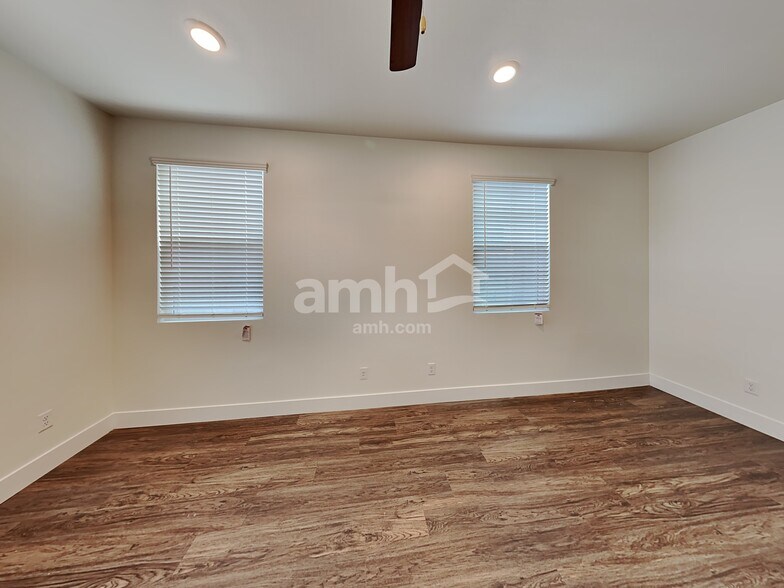 Building Photo - 21413 S 231st Way