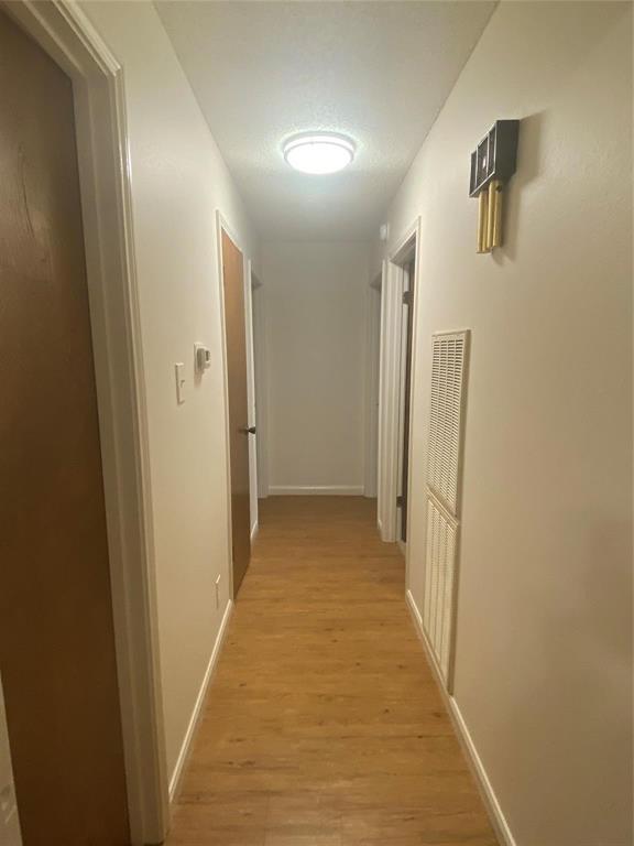 Building Photo - 105 Lazy Ln