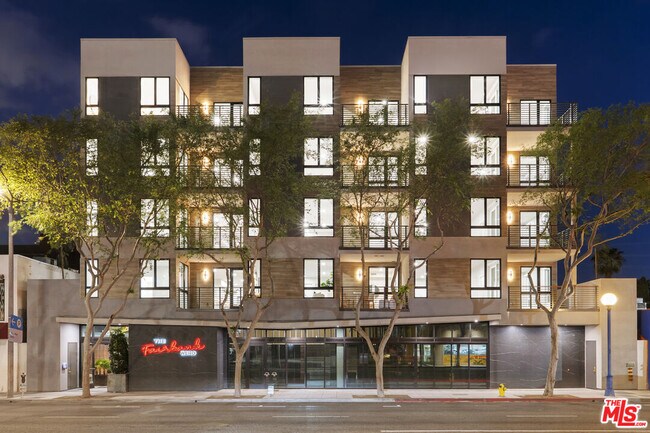 Building Photo - 7428 Santa Monica Blvd