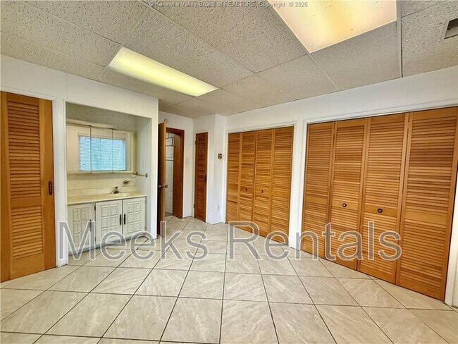 Building Photo - 3013 Ridgeview Dr