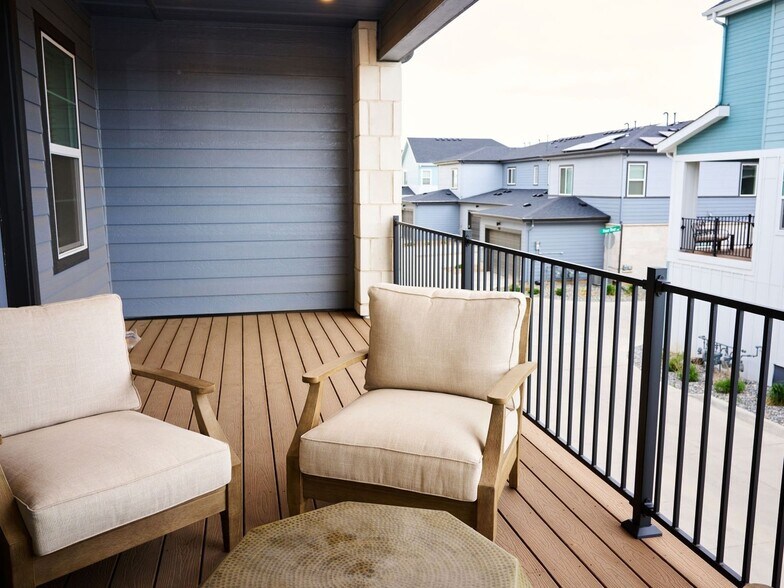 Building Photo - 8848 Fraser River Lp