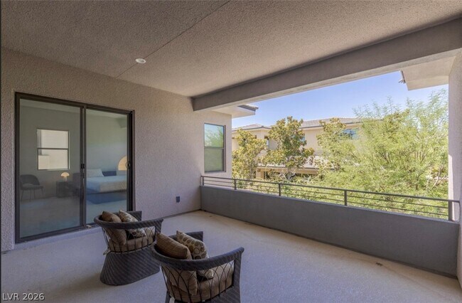 Building Photo - 47 Pristine Glen St