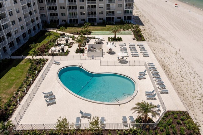 Building Photo - 3443 Gulf Shore Blvd N