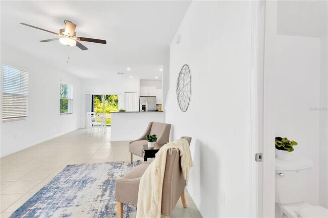 Building Photo - 6032 Shiner St