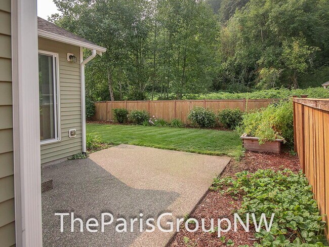 Building Photo - Delightful 2005 Cedar River Renton Rambler – Central A/C - Just 5min to Downtown!