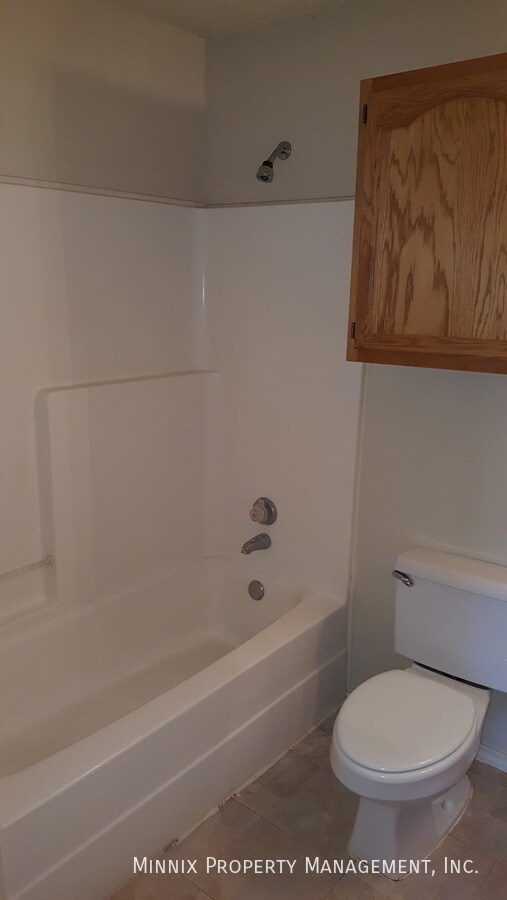 Building Photo - 2713 109th St