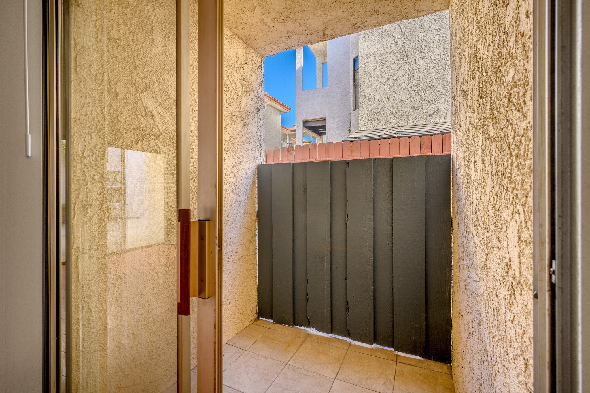 Building Photo - 409 Burchett St