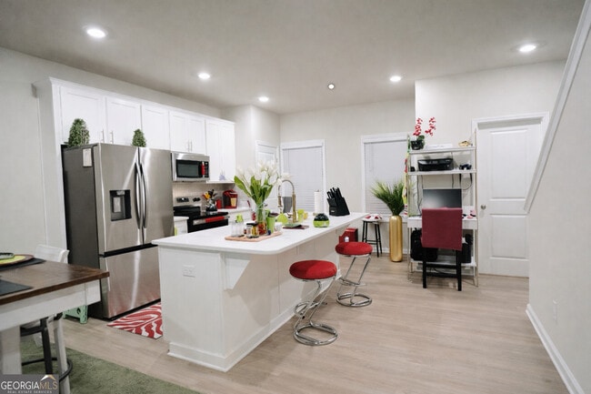 Building Photo - 8 Nickel Dr