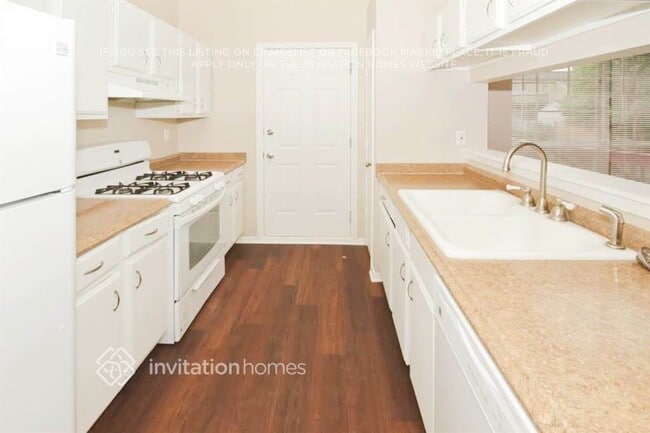 Building Photo - 4061 Citron Ct