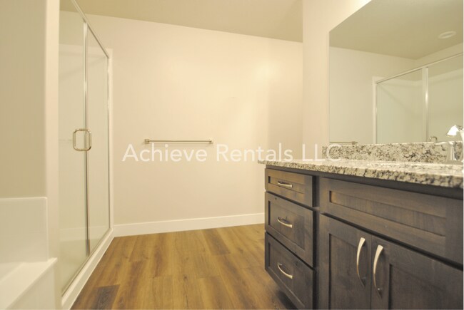 Building Photo - 4067 S 2800 W