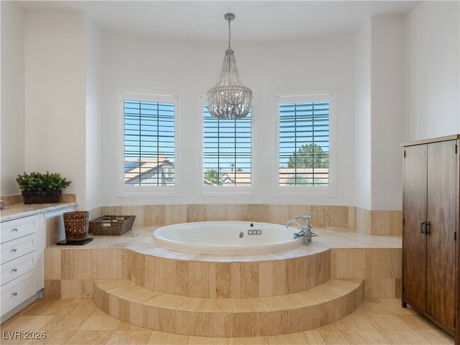 Building Photo - 190 Inveraray Ct