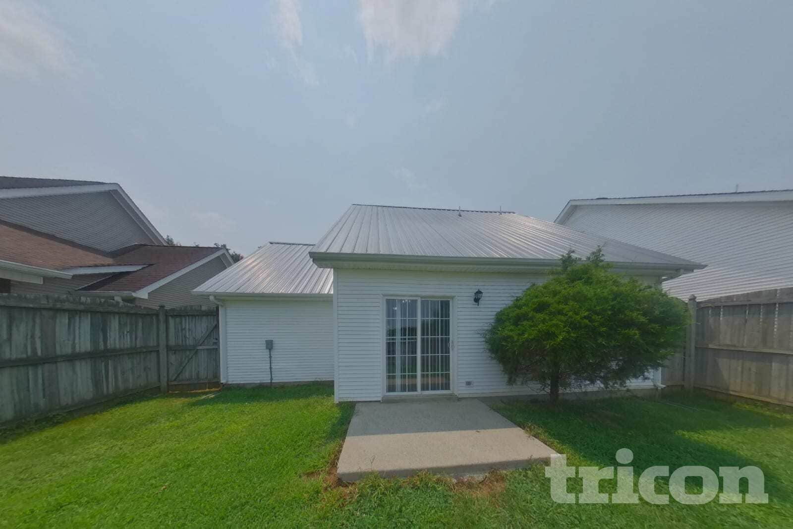 Building Photo - 5020 Boyd Dr
