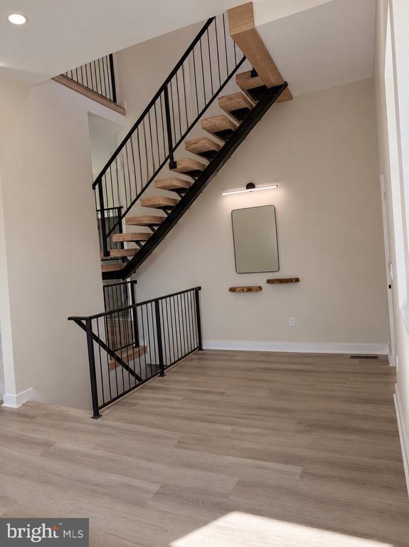 Building Photo - 21 Cadwallader Ct