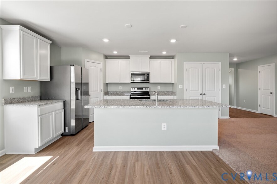 Building Photo - 2854 Meadowview Blvd