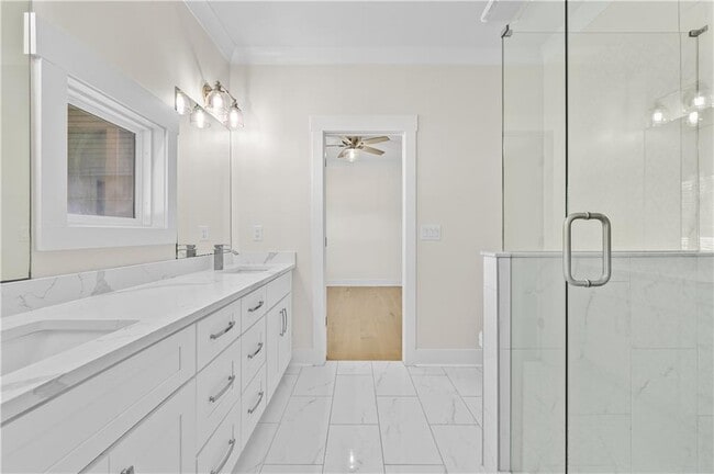 Building Photo - 3488 Hamilton Mill Rd