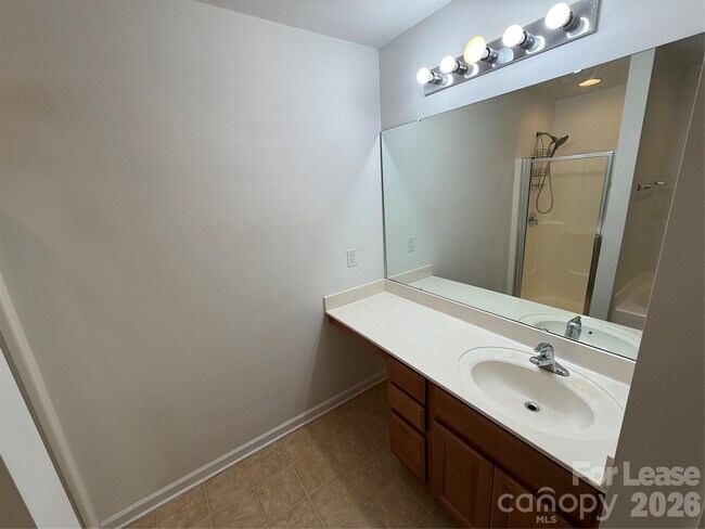 Building Photo - 15622 Troubadour Ln