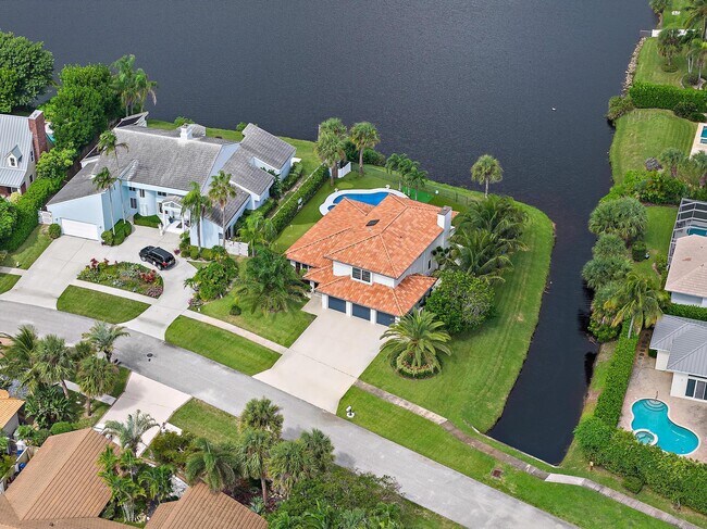 Building Photo - 129 Olympus Way