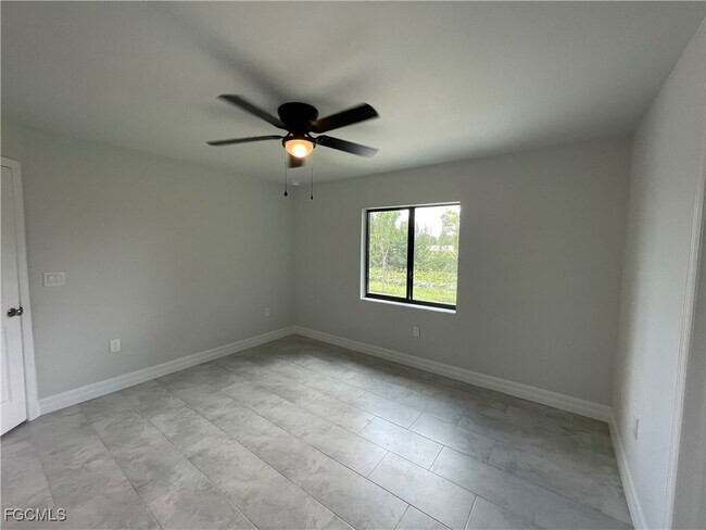 Building Photo - 1419 Gleason Pkwy