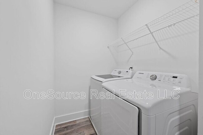 Building Photo - 5350 Brooklands Dr