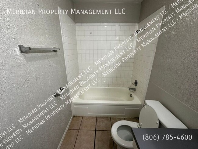 Building Photo - 1714 Elkhart Ave