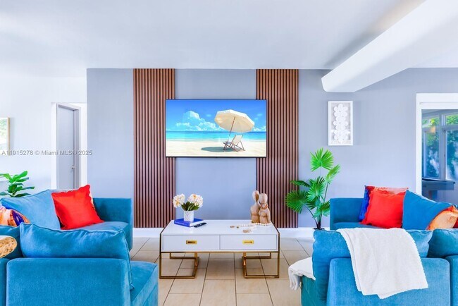 Building Photo - 312 N Luna Ct