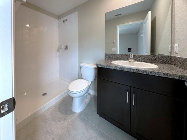 Building Photo - 376 Rain Berry Ave