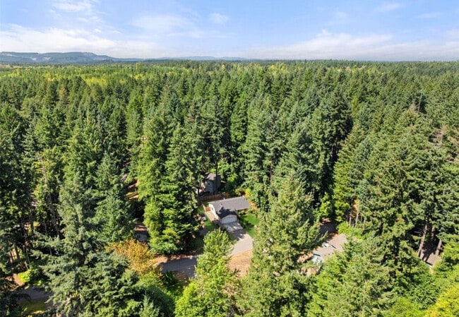 Building Photo - 21737 E Terra Ln SE