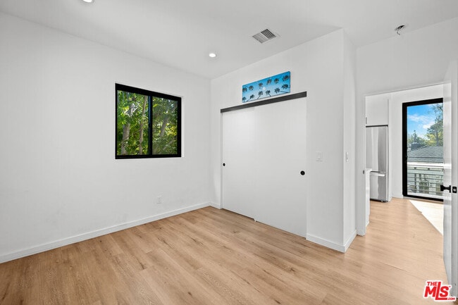 Building Photo - 2646 Westwood Blvd