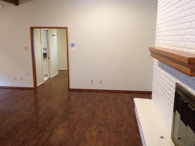 Building Photo - 3829 Northwest Pkwy