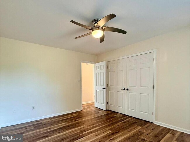 Building Photo - 8487 Inspiration Ave