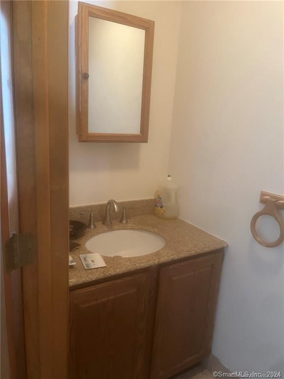 Building Photo - 10 MacIntosh Ln