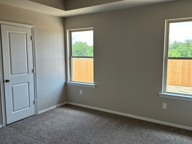 Building Photo - Bryan - 3 bedroom / 2 bath home in Bonham Trace neighborhood in North Bryan,