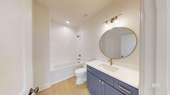 Building Photo - 2704 Bienville Ave