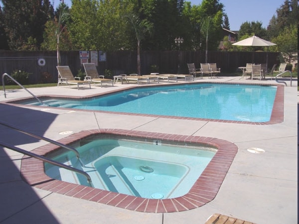 Building Photo - Maple Estates Apartments