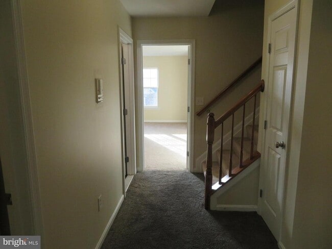 Building Photo - 3700 Bedford Dr